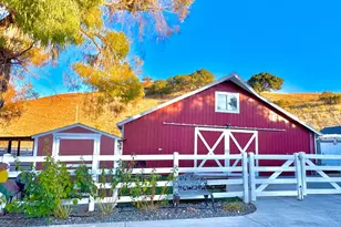 90 Adrian Dr, Hollister, CA 95023 - Photo 35