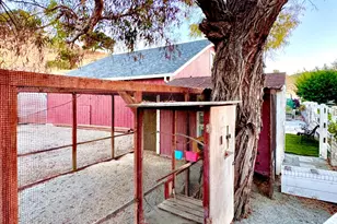 90 Adrian Dr, Hollister, CA 95023 - Photo 37