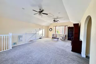 90 Adrian Dr, Hollister, CA 95023 - Photo 19