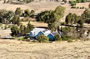 90 Adrian Dr, Hollister, CA 95023 - Photo 39