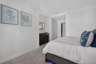 425 1st St 3201, San Francisco, CA 94105 - Photo 17