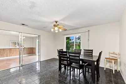 3624 Bridal Place Ct, San Jose, CA 95121 - Photo 23