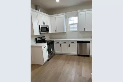10 Topeka Ave, San Jose, CA 95128 - Photo 3