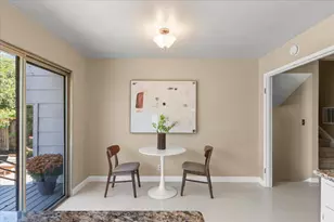 2390 Harris Ct, San Jose, CA 95124 - Photo 11