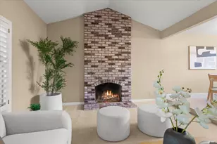 2390 Harris Ct, San Jose, CA 95124 - Photo 5