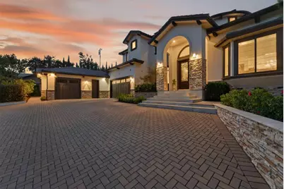 903 Dry Creek Rd, Campbell, CA 95008 - Photo 13