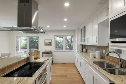 48 Williams Ln, San Carlos, CA 94070 - Photo 7