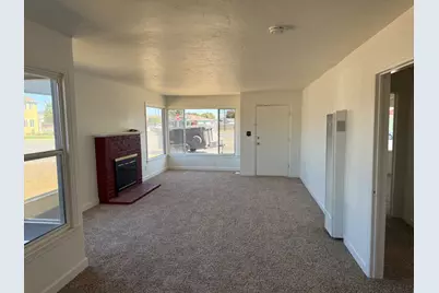 85 Paloma Ave, Salinas, CA 93905 - Photo 7