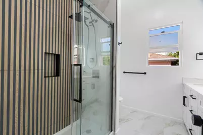 2136 Foothill Blvd, Oakland, CA 94606 - Photo 19