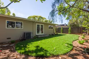 915 Seventh Ave, Redwood City, CA 94063 - Photo 29