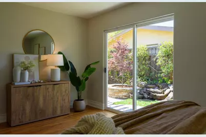 915 7th Ave, Redwood City, CA 94063 - Photo 17