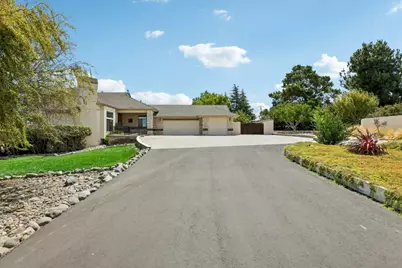 275 Nicholson Dr, Hollister, CA 95023 - Photo 5