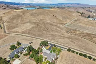 275 Nicholson Dr, Hollister, CA 95023 - Photo 79