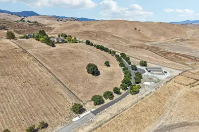 275 Nicholson Dr, Hollister, CA 95023 - Photo 91