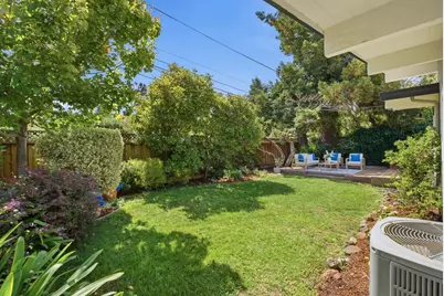 952 Dennis Dr, Palo Alto, CA 94303 - Photo 41
