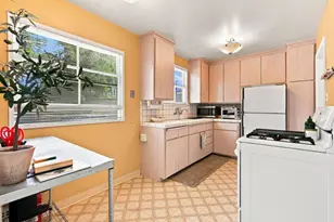 1424 Hemlock Ave, San Mateo, CA 94401 - Photo 11