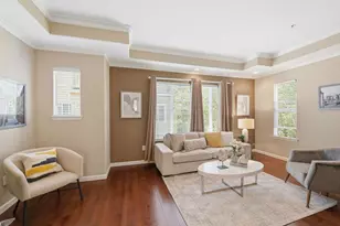 2222 Raspberry Ln, Mountain View, CA 94043 - Photo 17