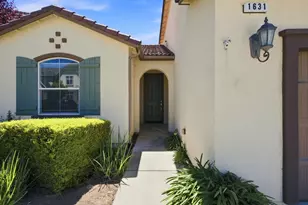 1631 Panorama Dr, Hollister, CA 95023 - Photo 3