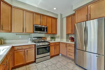 155 Sapphire Ln, Morgan Hill, CA 95037 - Photo 19