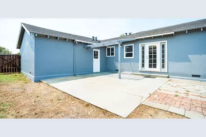 136 Del Mar Dr, Salinas, CA 93901 - Photo 43