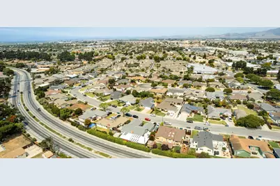 136 Del Mar Dr, Salinas, CA 93901 - Photo 57