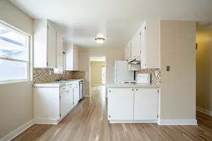 136 Del Mar Dr, Salinas, CA 93901 - Photo 17