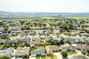 136 Del Mar Dr, Salinas, CA 93901 - Photo 53