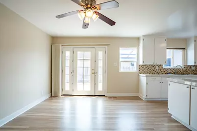 136 Del Mar Dr, Salinas, CA 93901 - Photo 19