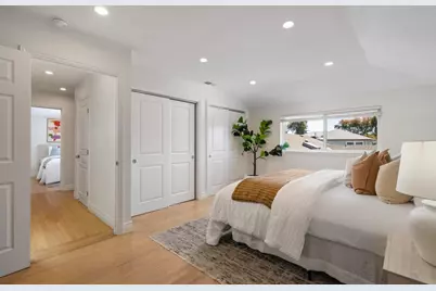 731 W Capistrano Way, San Mateo, CA 94402 - Photo 25