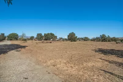 315 Riverside Rd, Hollister, CA 95023 - Photo 3