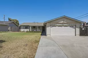 754 San Simeon Dr, Salinas, CA 93901 - Photo 1