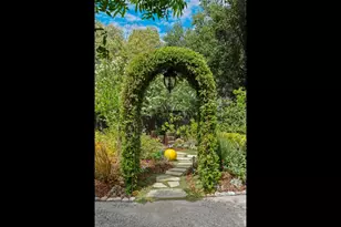 1301 Bryant St, Palo Alto, CA 94301 - Photo 9
