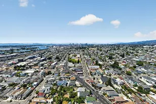 2347 E 17th St, Oakland, CA 94601 - Photo 25