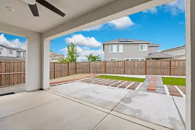 10068 Carinata Dr, Elk Grove, CA 95757 - Photo 41