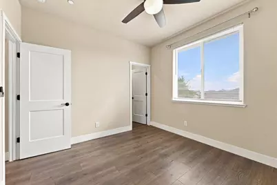 10068 Carinata Dr, Elk Grove, CA 95757 - Photo 25