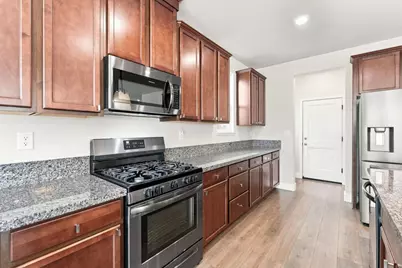 10068 Carinata Dr, Elk Grove, CA 95757 - Photo 13