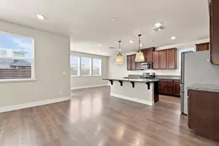 10068 Carinata Dr, Elk Grove, CA 95757 - Photo 9