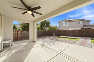 10068 Carinata Dr, Elk Grove, CA 95757 - Photo 35
