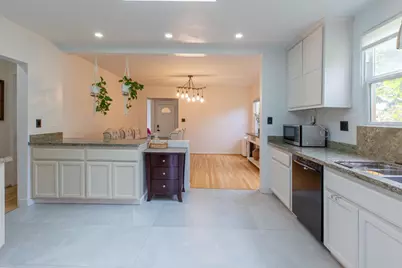 155 E Hedding St, San Jose, CA 95112 - Photo 7