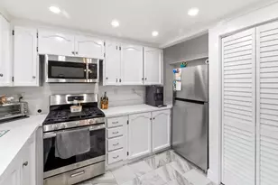 19233 Creekside Ln, Salinas, CA 93908 - Photo 17