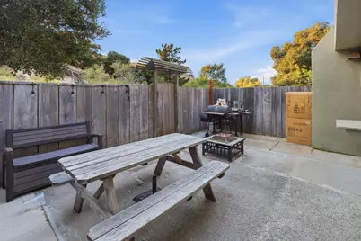 19233 Creekside Ln, Salinas, CA 93908 - Photo 21