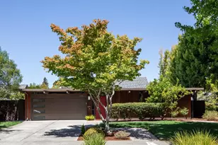 1131 Parkinson Ave, Palo Alto, CA 94301 - Photo 1