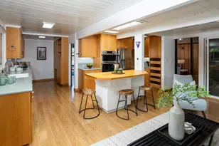 1131 Parkinson Ave, Palo Alto, CA 94301 - Photo 11