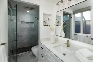 1131 Parkinson Ave, Palo Alto, CA 94301 - Photo 17