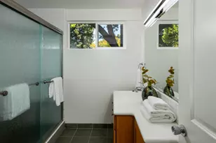 1131 Parkinson Ave, Palo Alto, CA 94301 - Photo 21