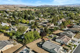 2540 Ryan Dr, Hollister, CA 95023 - Photo 93