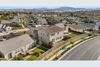 2540 Ryan Dr, Hollister, CA 95023 - Photo 103