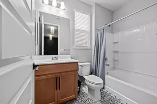 2540 Ryan Dr, Hollister, CA 95023 - Photo 45