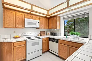 7660 Falkirk Dr, San Jose, CA 95135 - Photo 11