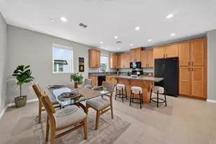 2731 Viterbo Ct 4, San Jose, CA 95111 - Photo 17